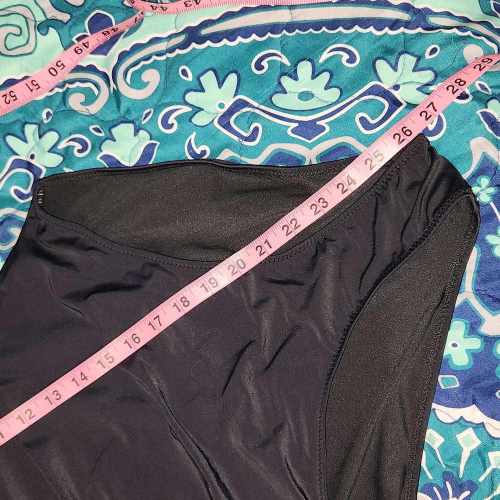 One Piece Rouched Swimsuit - Picture 7 of 8